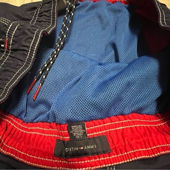 VTG Y2K Tommy Hilfiger Navy Blue Red Lined Hybrid Board Swim Short Contrast L - Picture 7 of 12